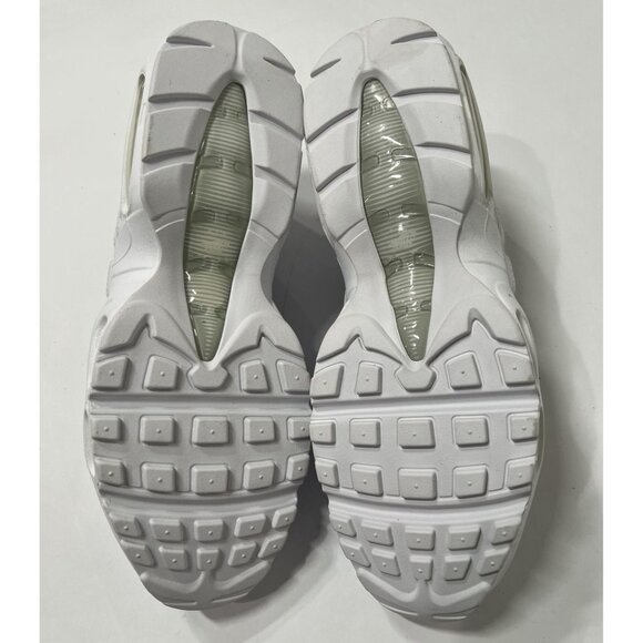 Nike Air Max 95 Essential Sneakers in White Grey Fog - Picture 7 of 8